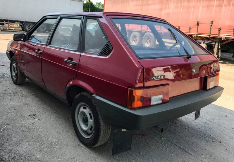 Gyári állapotú Lada Samarát találtak az oroszok, már ez is gyűjtői darab? 3