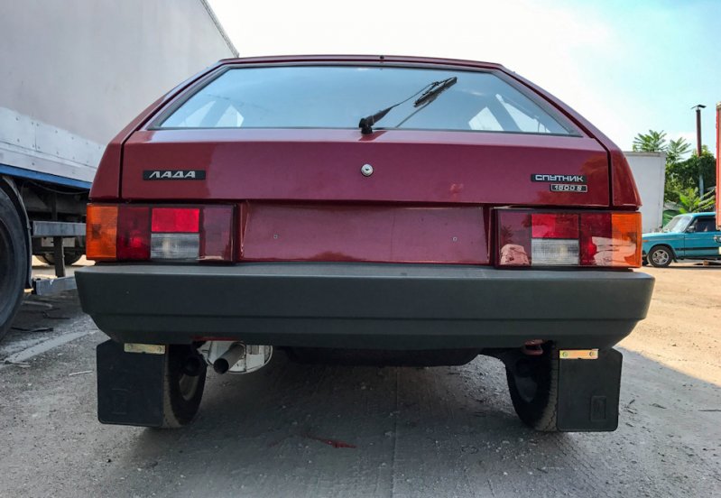 Gyári állapotú Lada Samarát találtak az oroszok, már ez is gyűjtői darab? 2