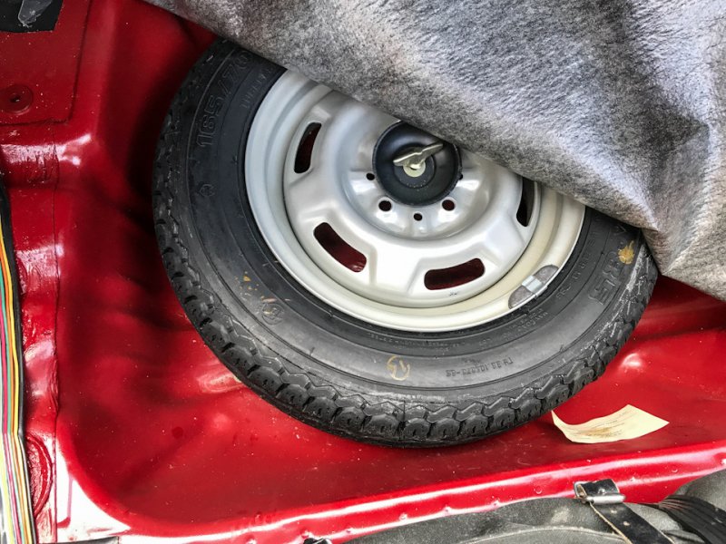 Gyári állapotú Lada Samarát találtak az oroszok, már ez is gyűjtői darab? 6