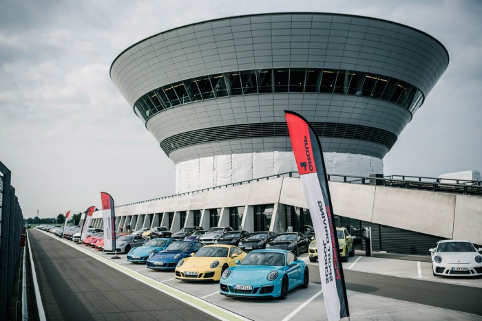 Így tanít driftelni a Porsche 11 Így tanít driftelni a Porsche 11