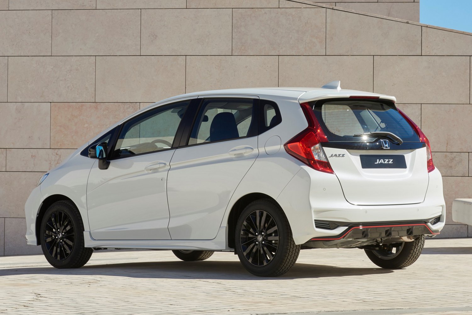 Honda Jazz: új motor, új külső 13 Honda Jazz: új motor, új külső 13