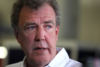Kórházba került Jeremy Clarkson, nem tud felállni a tolószékből egyelőre 