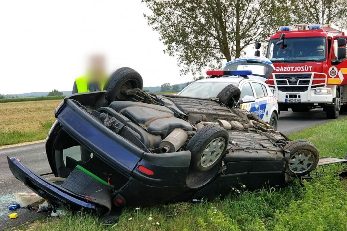 Megijedt egymástól a két autós, ebből lett baleset 1