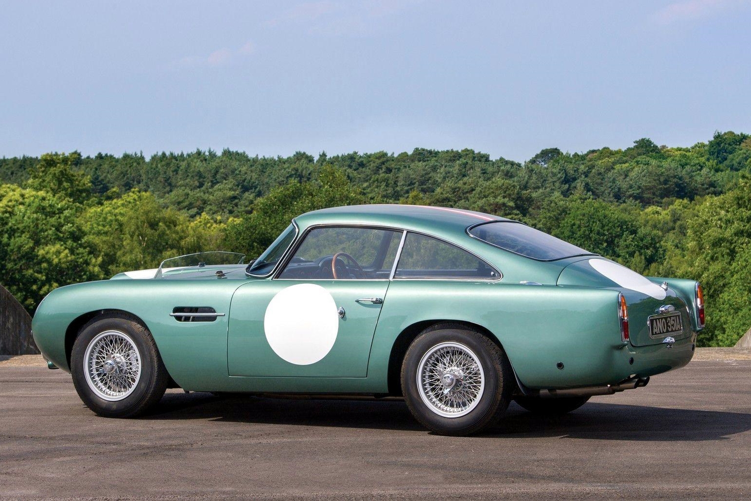 Ilyen menő Aston Martinja még James Bondnak sincs 3