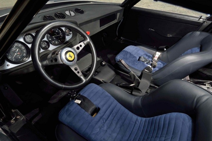 Kevés ennél ritkább verseny-Ferrarit vehetsz 7