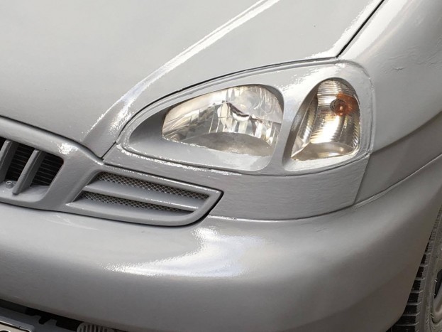 Csúnyán elbántak ezzel a Pesten parkoló autóval 3