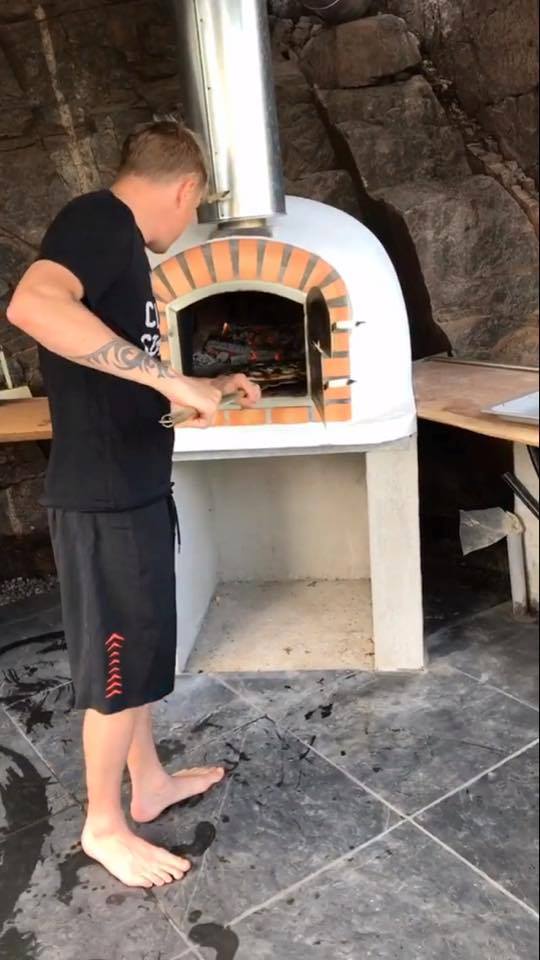 F1: Kimi odaállt a kemence elé, és… 1