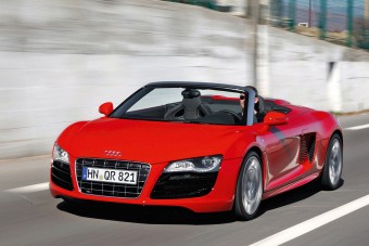 Tizenmilliós luxusautókkal jár Gáspár Laci