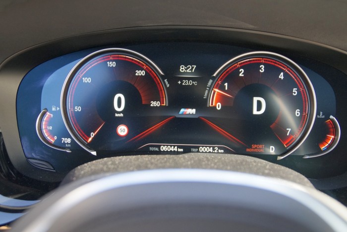 Az vót az utolsó igazi 5-ös BMW, az az ötnegyvenes! 9