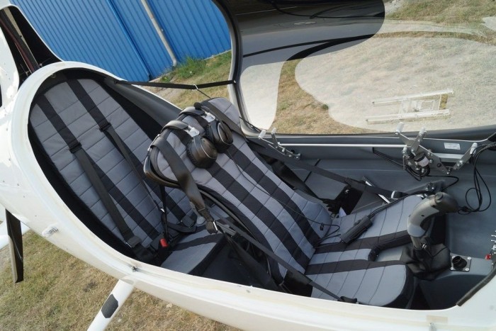 A legközelebbi kapcsolat autózás és repülés között 10