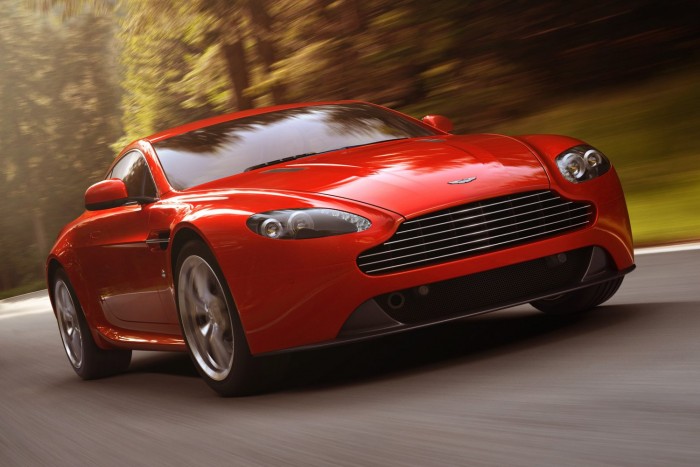 Életveszélyes kuplunghibák az Aston Martinokban 6 Életveszélyes kuplunghibák az Aston Martinokban 6