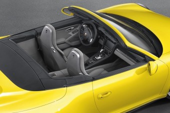 Napszemüvegre perelik a Porschét