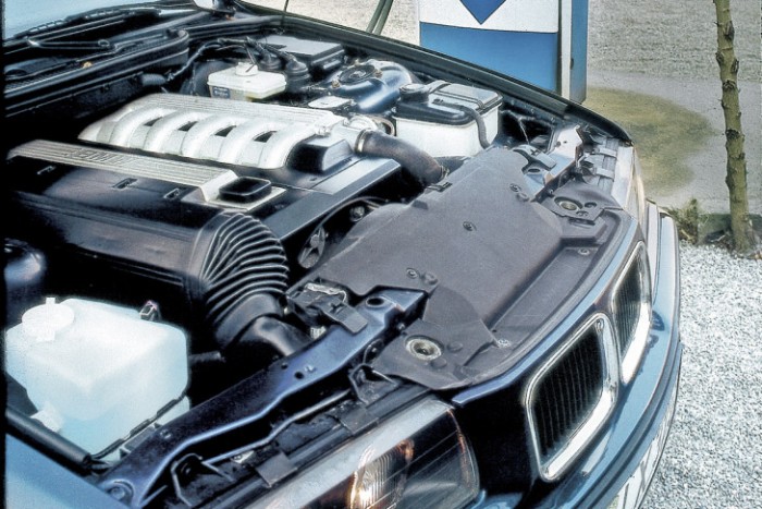 Bizony, hogy létezik a négyajtós kabrió BMW! 7 | Vezess Bizony, hogy létezik a négyajtós kabrió BMW! 7