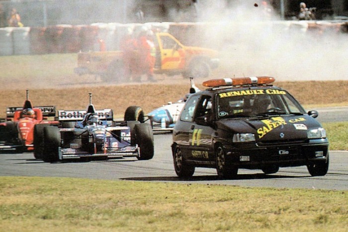 7 különleges biztonsági autó, mert nem csak Mercedes volt az F1-ben 6 7 különleges biztonsági autó, mert nem csak Mercedes volt az F1-ben 6