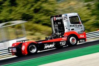 Kiss Norbit kiütötték a második futamon