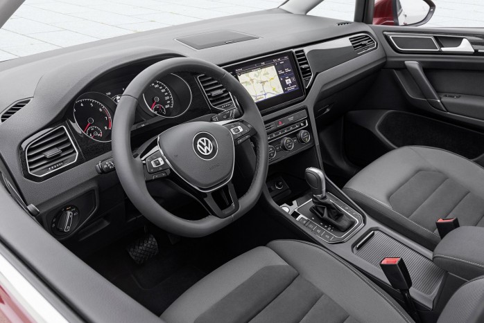 Megújul a Volkswagen kis egyterűje 6