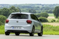 60 új fotón a vadonatúj Volkswagen Polo 30