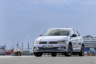 60 új fotón a vadonatúj Volkswagen Polo 40