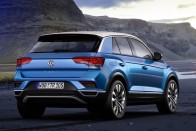 Itt a Tiguan kistesója, a VW T-Roc 45