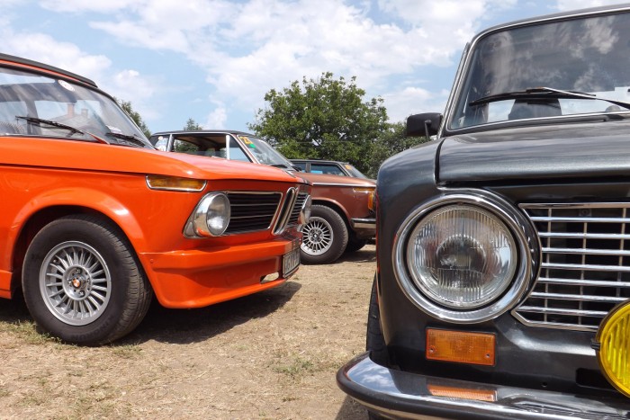 Nem hiszed el, milyen autókat láttak Galgamácsán