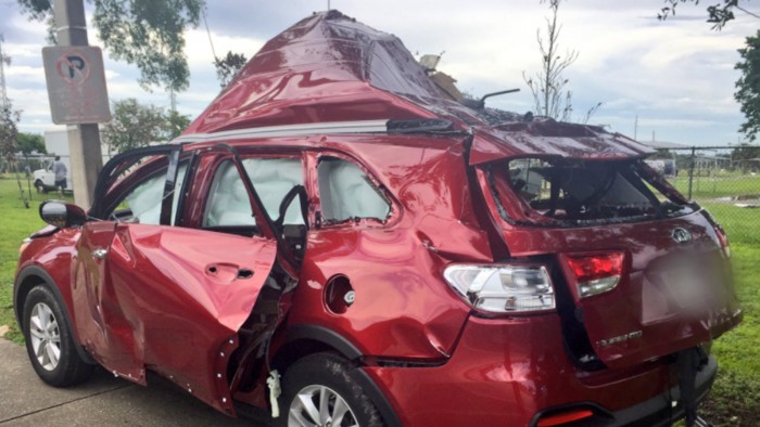 Ezért rossz ötlet nyitott gázpalack mellett rágyújtani a zárt kocsiban