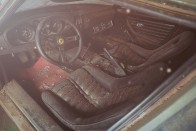 Egy elhagyott garázsban pihent ez a brutálisan ritka Ferrari 19