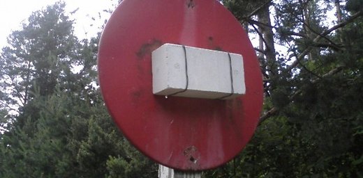 Ilyen a behajtani tilos ott, ahova már nem érnek el a hivatalos KRESZ-táblák 8 | Vezess Ilyen a behajtani tilos ott, ahova már nem érnek el a hivatalos KRESZ-táblák 8