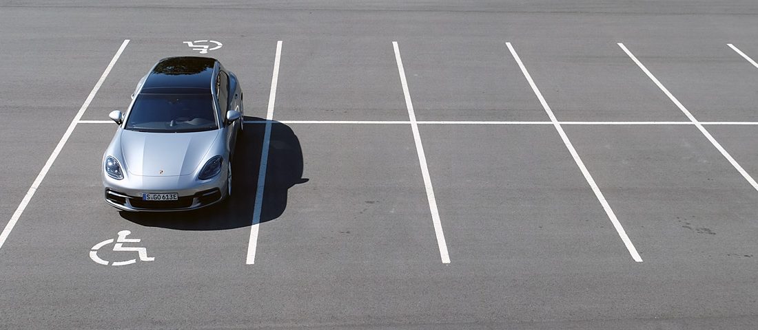 Profin, vagy prosztó módon parkolsz? Most megtudhatod