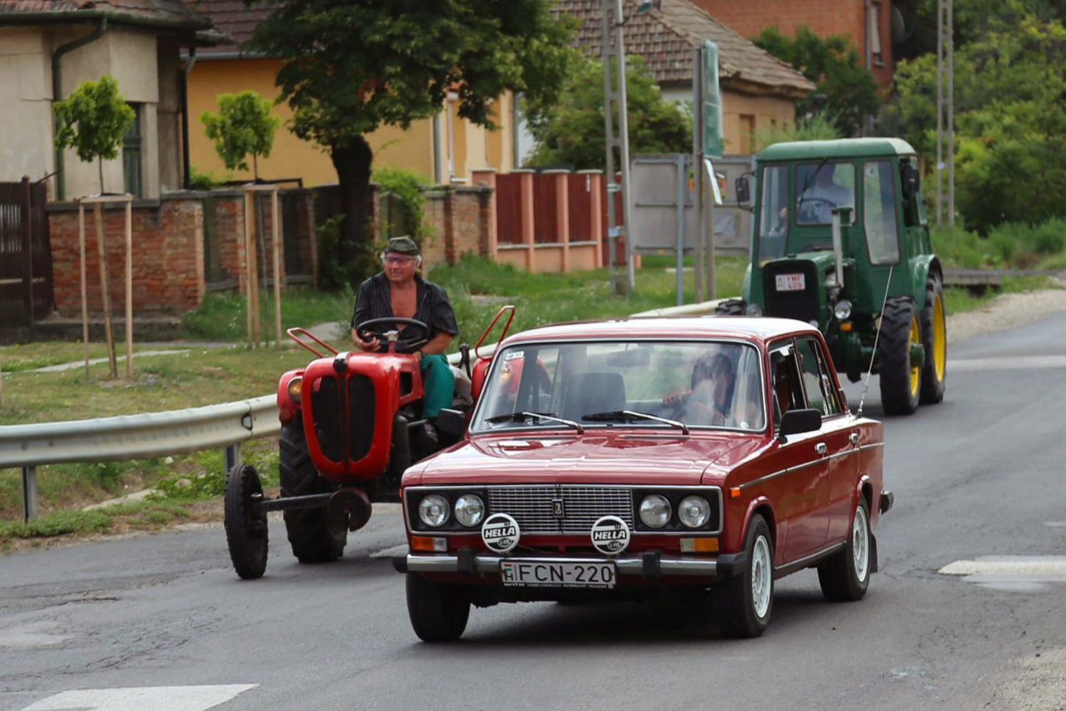 Nem hiszed el, milyen autókat láttak Galgamácsán 15