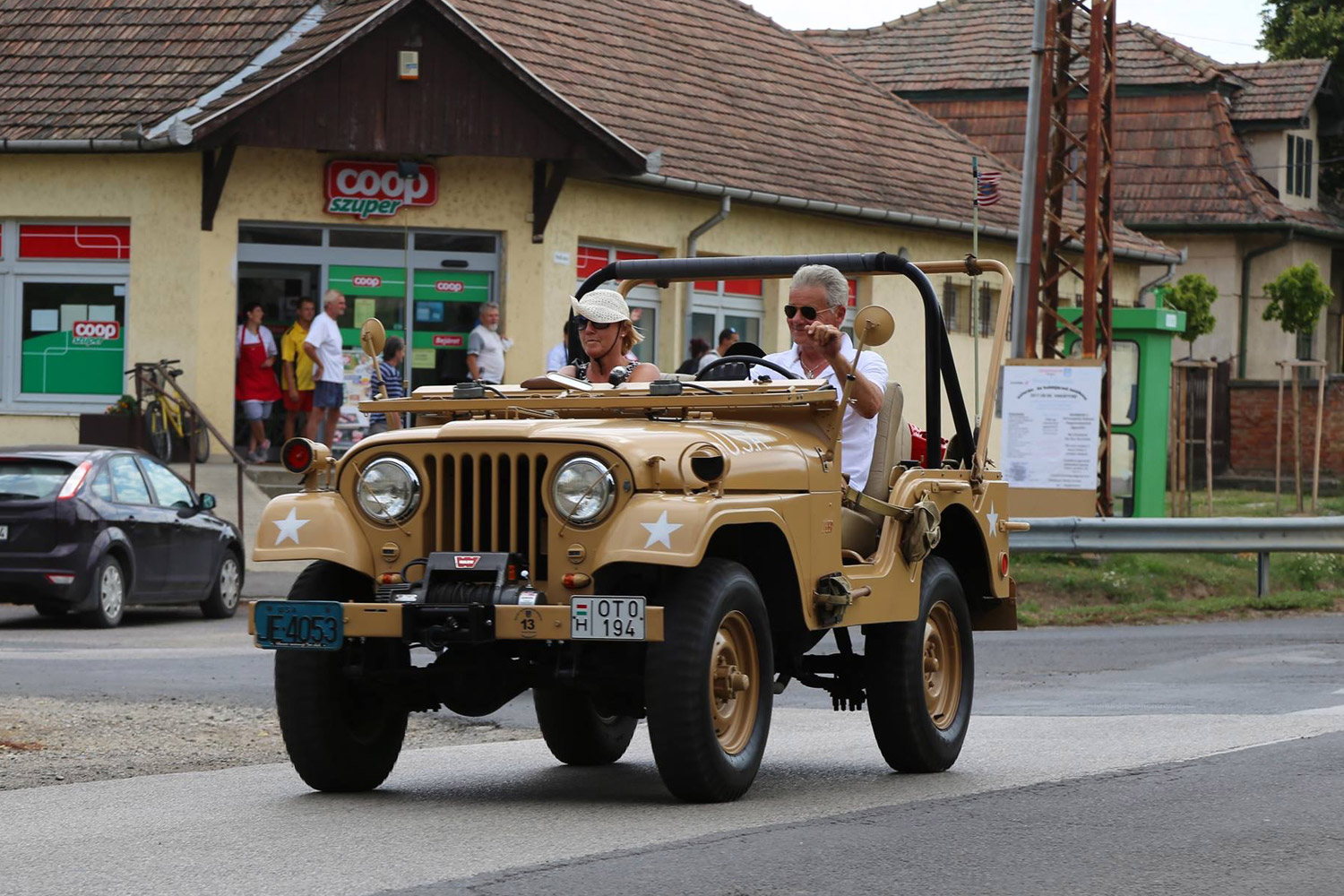 Nem hiszed el, milyen autókat láttak Galgamácsán 27