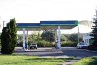 Miért ilyen drága a benzin a Balatonnál és az M7-esen? 26