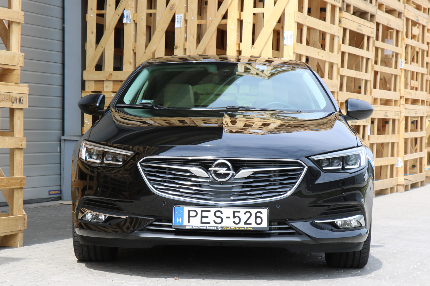 Itthon teszteltük, mit ér az Opel csúcsmodellje 4