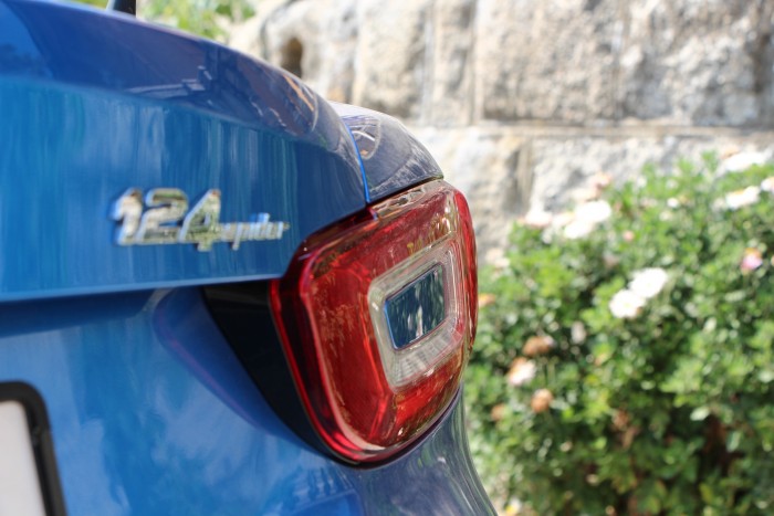 A legkívánatosabb olasz autó, ami japán 8