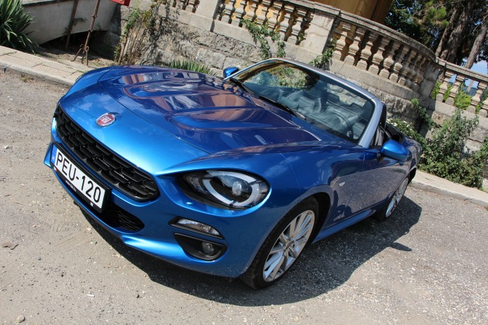 A legkívánatosabb olasz autó, ami japán 6