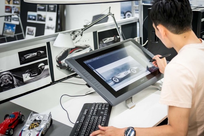 Elképesztően szép a múltba kacsintó Infiniti koncepció 6