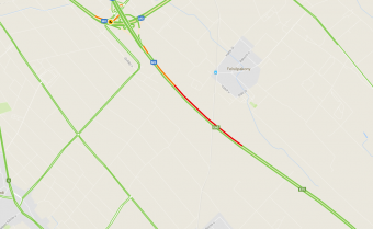 Hatalmas dugó az M5-ösön, 4 autó ütközött