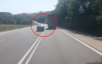 Van, aki szerint oké így előzni dupla záróvonalon