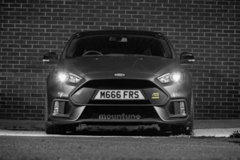 400 lóerős gyári tuning a Ford Focus RS-hez