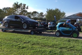 Egészen új műsorszám jelent meg egy autós találkozón