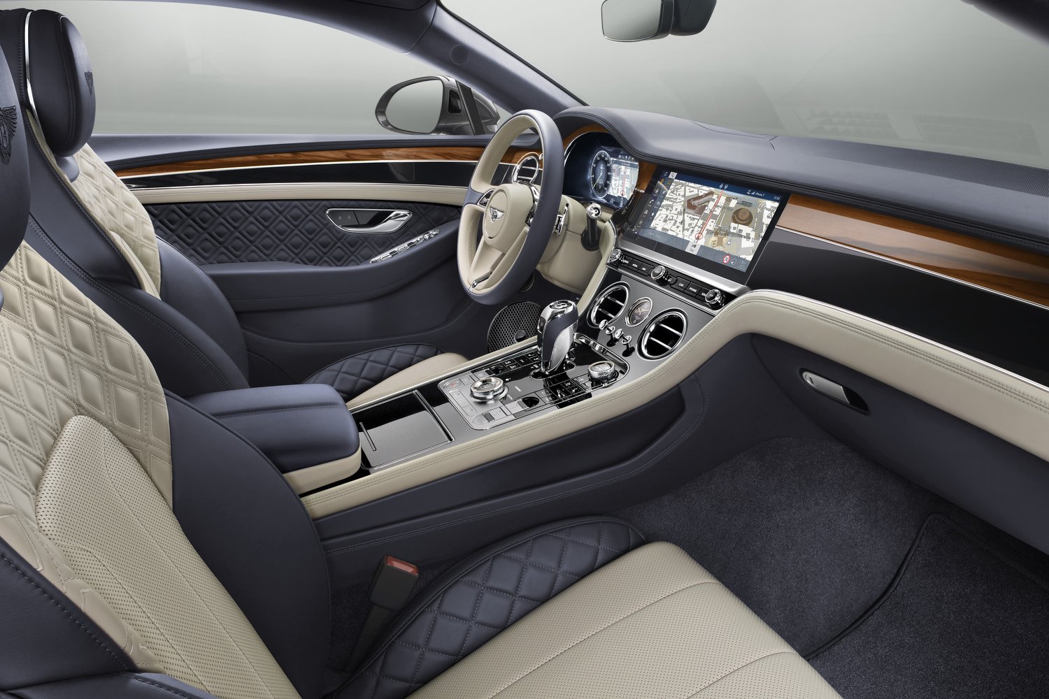 Bentley Continental GT: hipszter lett a lordból 18