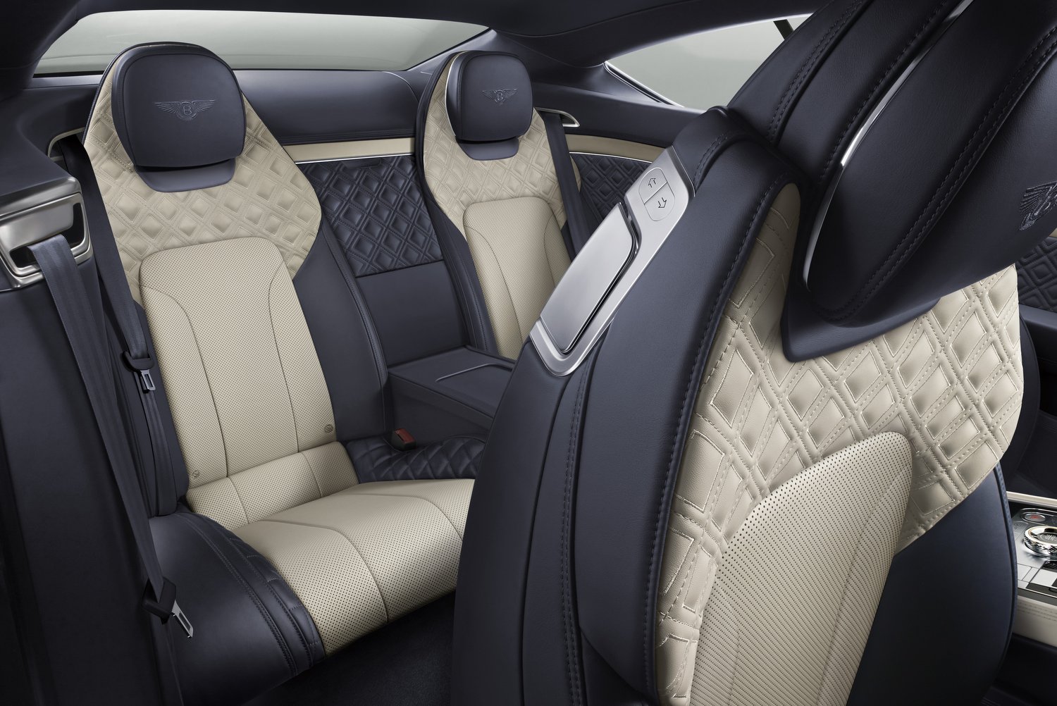 Bentley Continental GT: hipszter lett a lordból 15