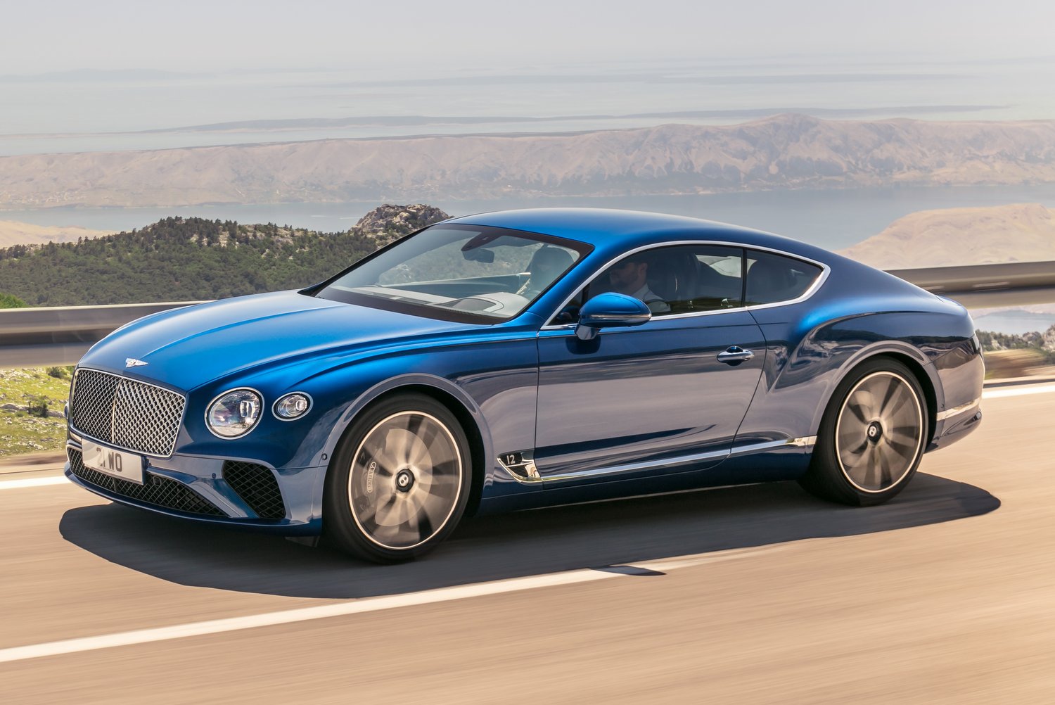 Bentley Continental GT: hipszter lett a lordból 28