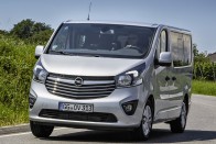 Opel Vivaro: változatok kilenc utasra 40