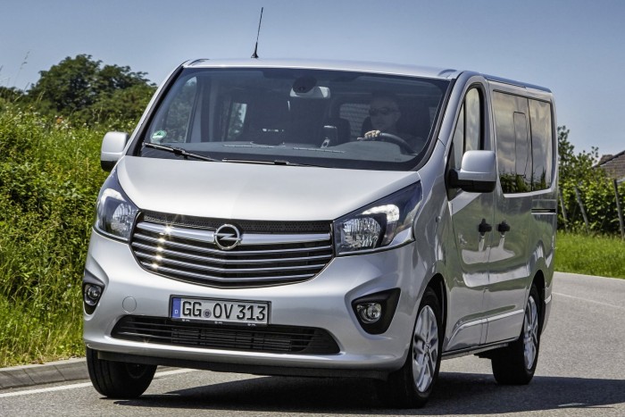 Opel Vivaro: változatok kilenc utasra 11