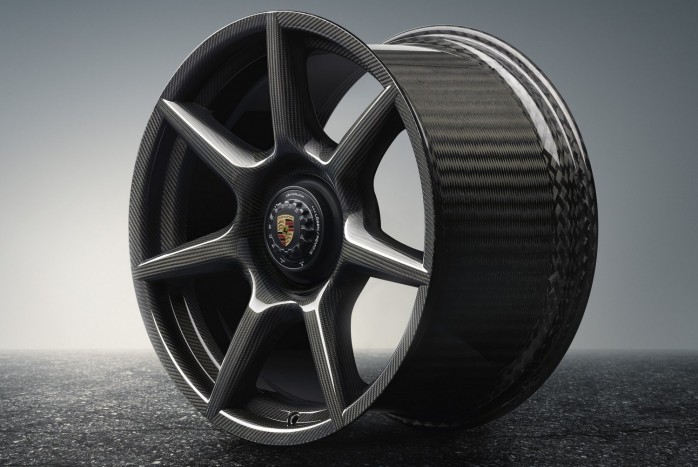 Méregdrága világújdonság a Porschétól 6