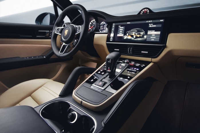 Még Porschébb lett a Cayenne 7 | Vezess Még Porschébb lett a Cayenne 7