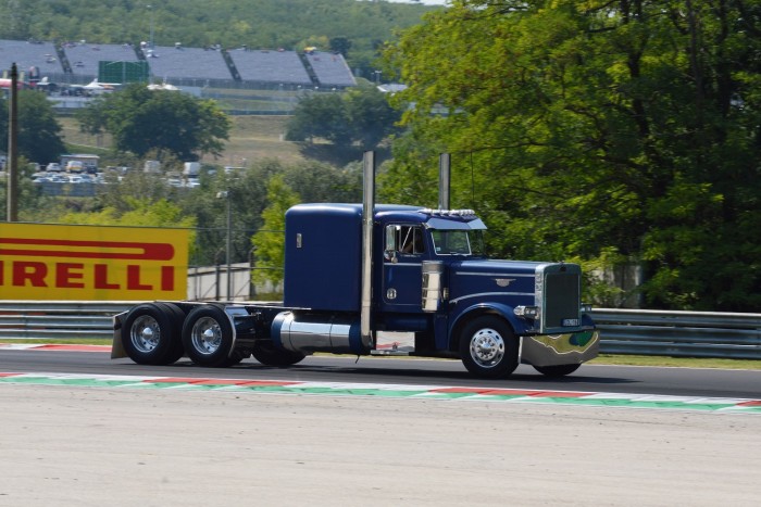 Egyre jobban zárkóznak fel hozzánk a románok