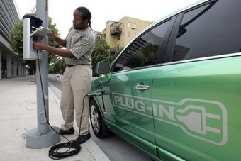 Konnektorba dugható autók: melyik a legnépszerűbb?