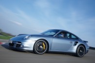 Így lett egyre durvább a Porsche 911 Turbo 13