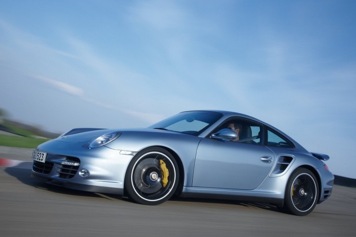 Így lett egyre durvább a Porsche 911 Turbo 4